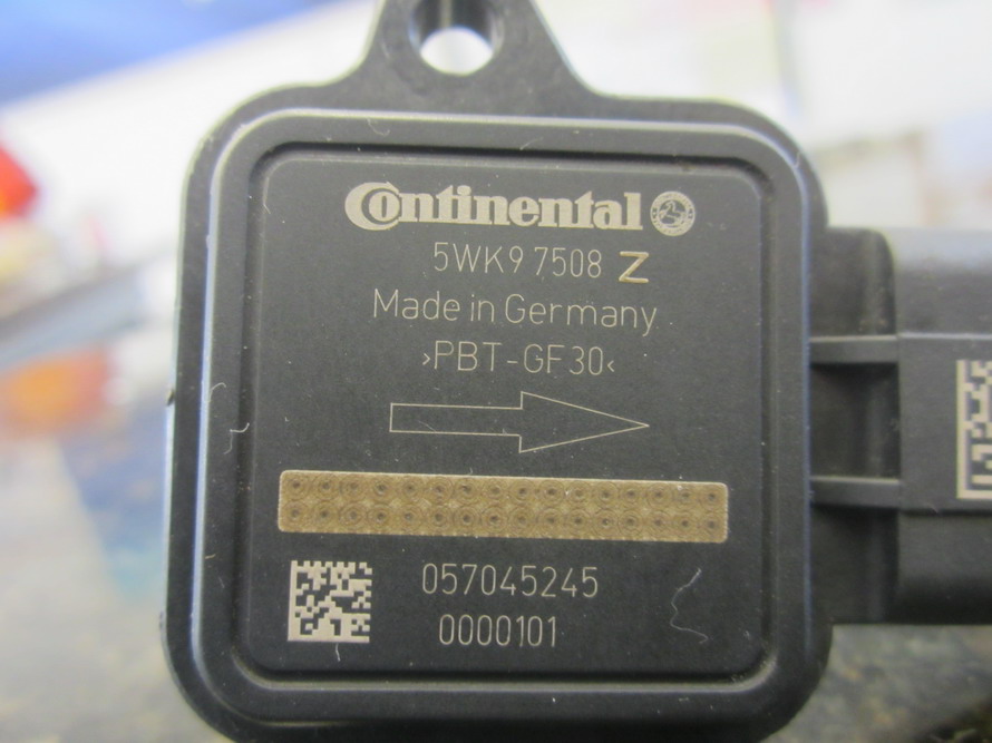 BMW - AIR FLOW MASS METER - 5WK97508: Used Auto Parts
